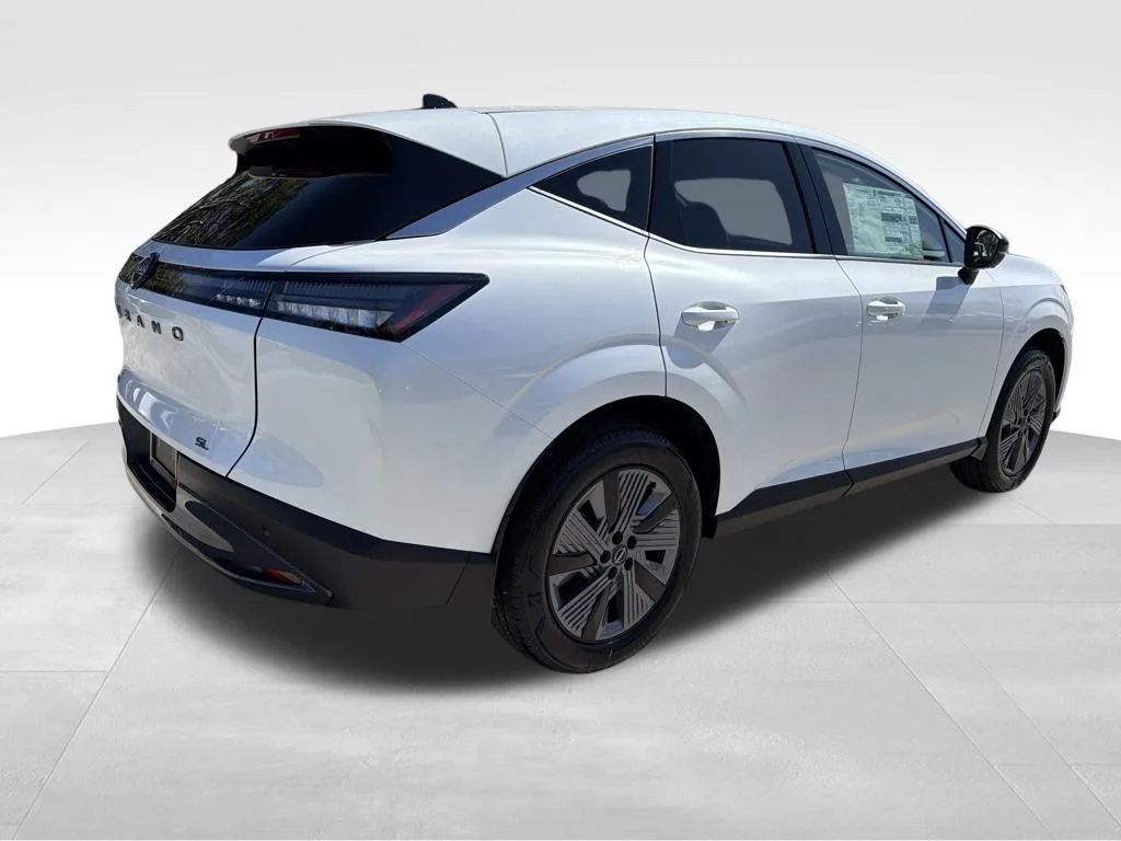 New 2026 Everest White Pearl TriCoat Nissan SL image 8
