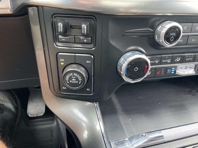 Used 2023 Oxford White Ford Lariat image 25