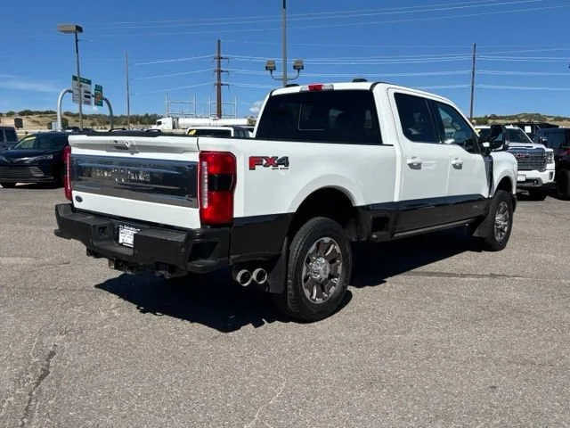 Used 2025  Ford XL image 5