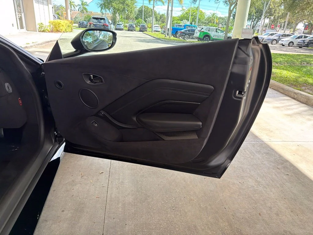 Used 2021 Black Aston Martin Base image 26