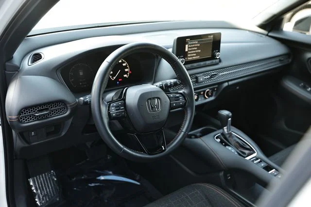 Used 2025 White Honda Sport image 17