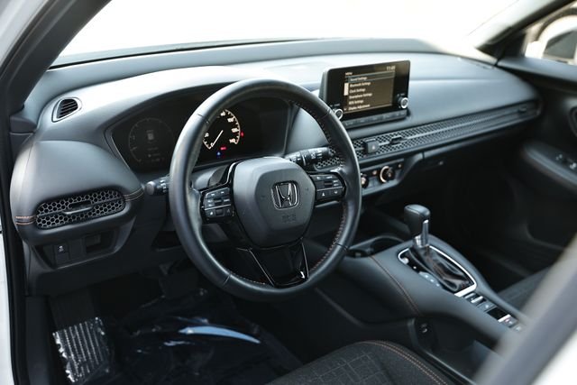 Used 2025 White Honda Sport image 17