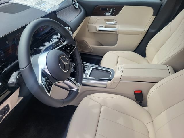 New 2026 Mountain Grey Metallic Mercedes-Benz GLA 250 image 7