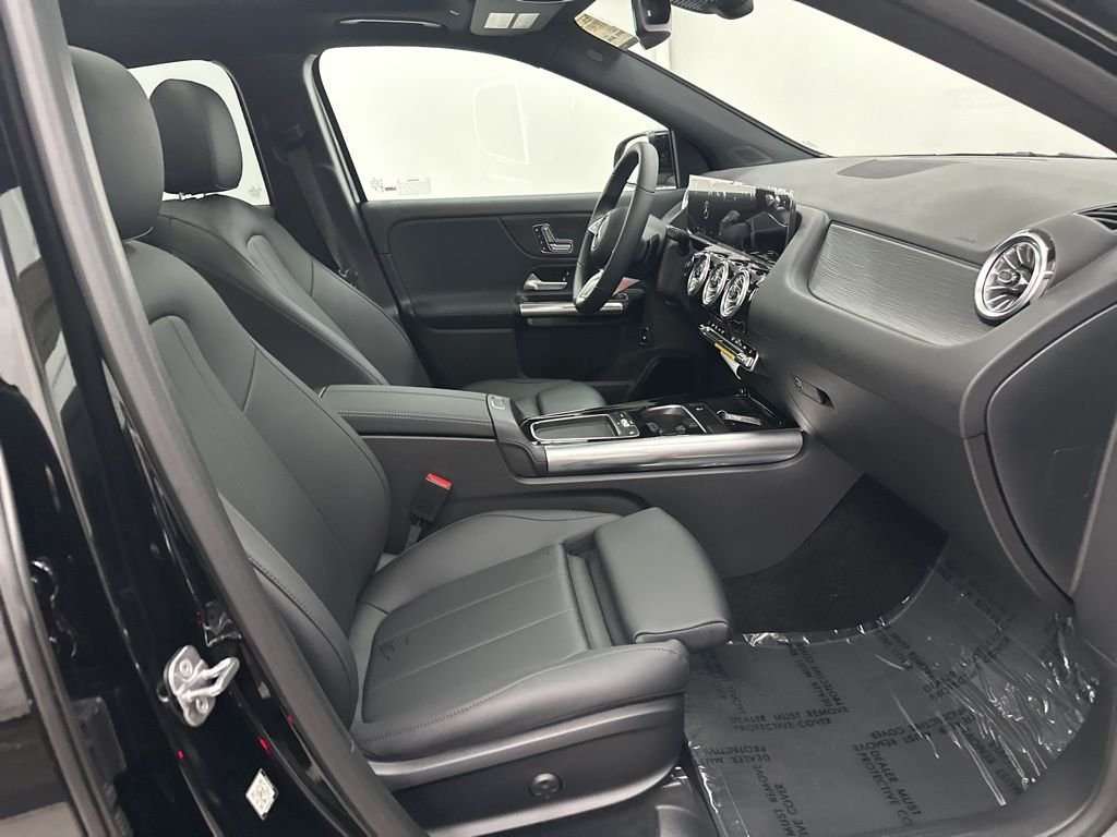 New 2026 Night Black Mercedes-Benz GLA 250 image 26