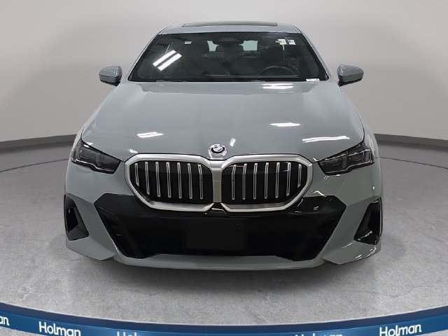 WBA53FJ05TCW72585