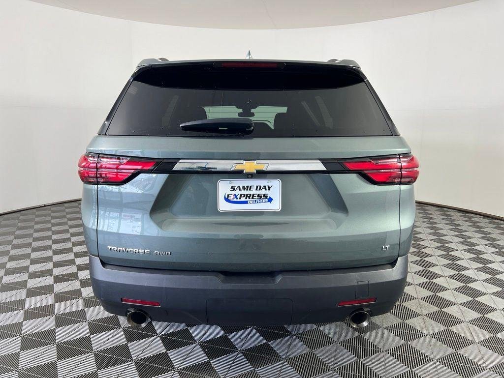 Used 2023 Silver Sage Chevrolet LT image 28
