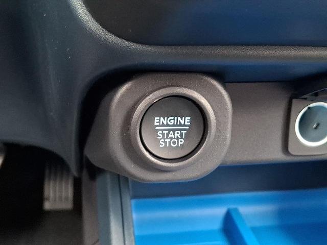 New 2026 Ruby Red Metallic Tinted Clearcoat Ford XLT image 36
