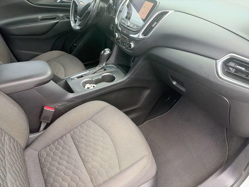 Used 2019 Silver Chevrolet LT image 9