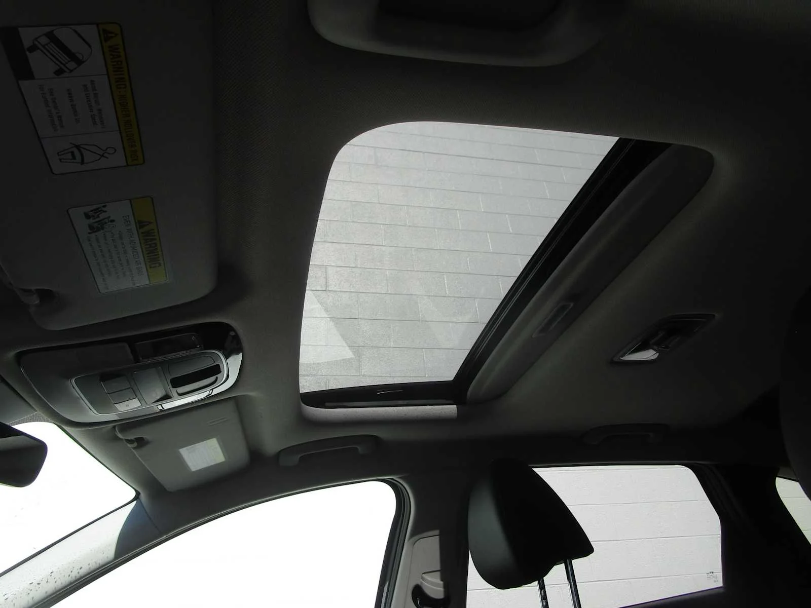 Used 2025 Serenity White Pearl Hyundai SEL Convenience image 14