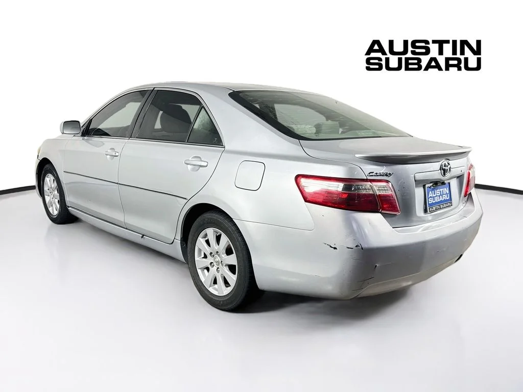 Used 2007 Silver Toyota XLE image 5