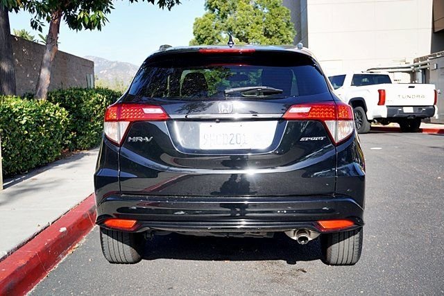 Used 2021  Honda Sport image 8