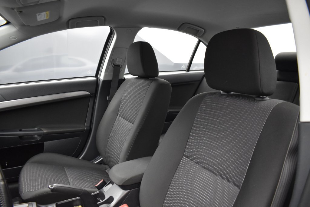 Used 2009 White Mitsubishi ES image 12