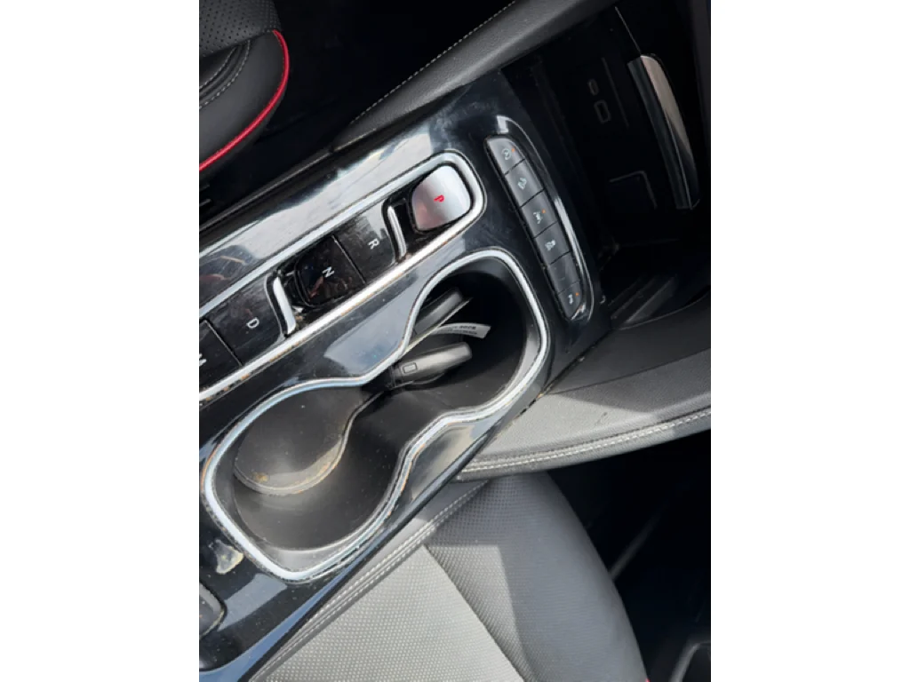 Used 2023 Ebony Twilight Metallic Buick Essence image 11