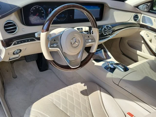Used 2018 Magnetite Black Mercedes-Benz Maybach S 560 image 4