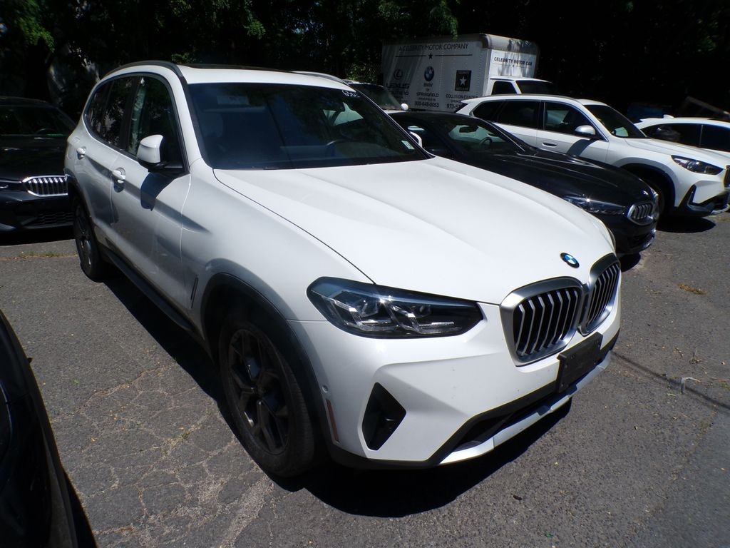 2023 BMW X3 xDrive30i's photo