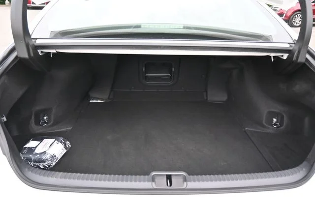 2024 Lexus ES Hybrid 300h - Photo 6