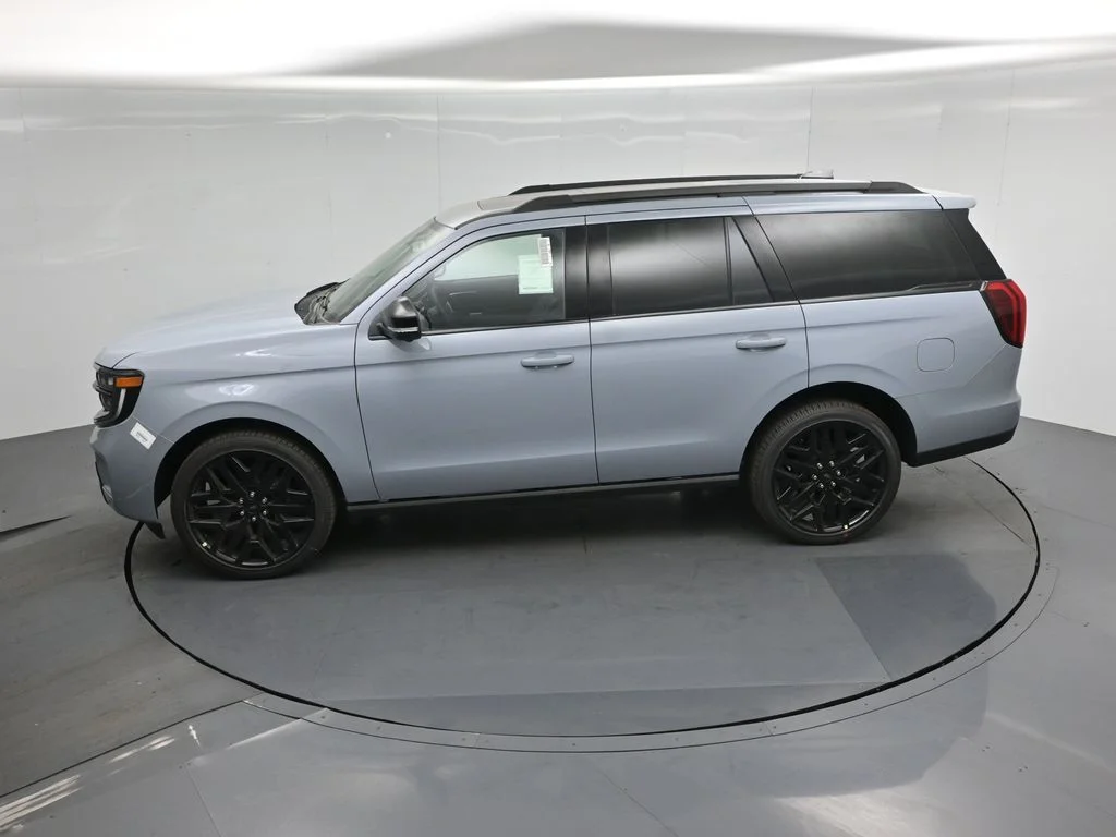 New 2026 Glacier Gray Metallic Tri-Coat Ford Platinum image 44