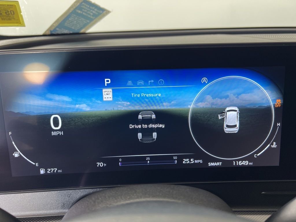 Used 2023 White Kia SX image 12