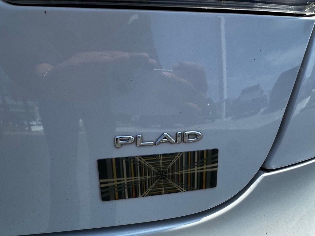 Used 2021 Pearl White Multi-Coat Tesla Plaid image 9