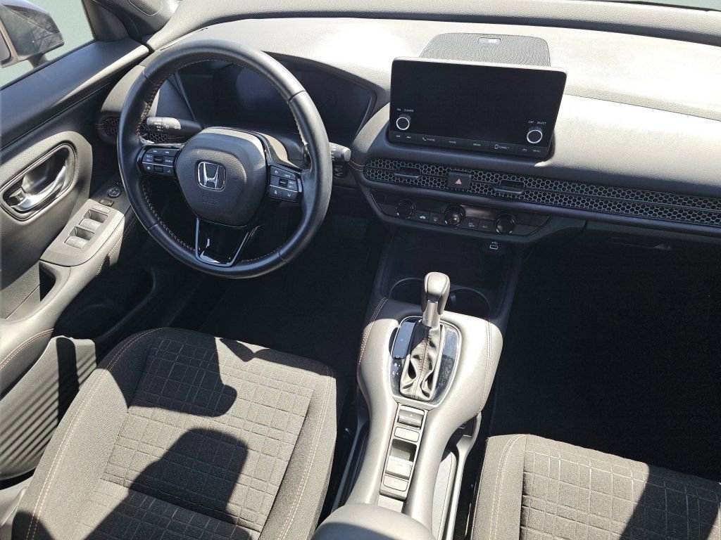 Certified Used 2025 Platinum White Pearl Honda AWD SPORT image 33