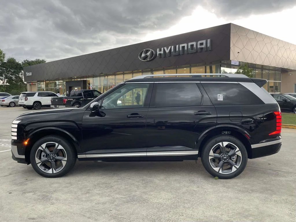 New 2026 Black Hyundai Limited image 6