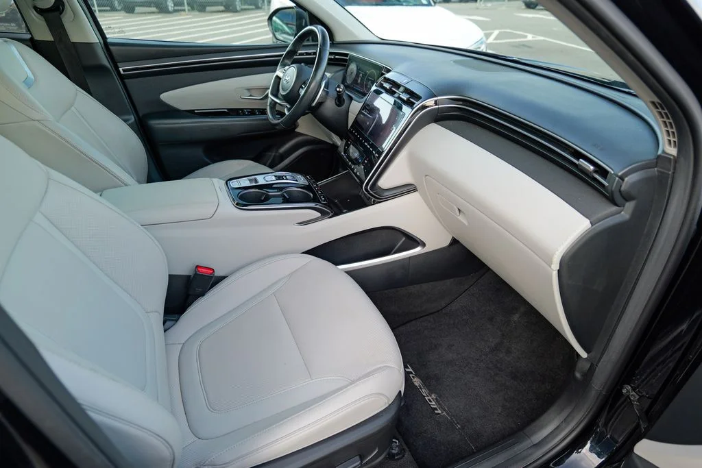 Used 2023 Phantom Black Hyundai Limited image 34