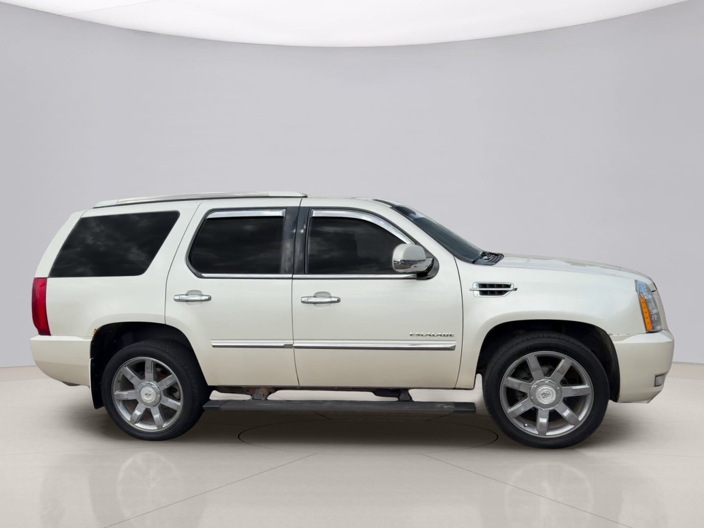 Used 2010 Cream Cadillac AWD PREMIUM image 6