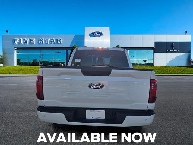 New 2026 Oxford White Ford XLT image 6