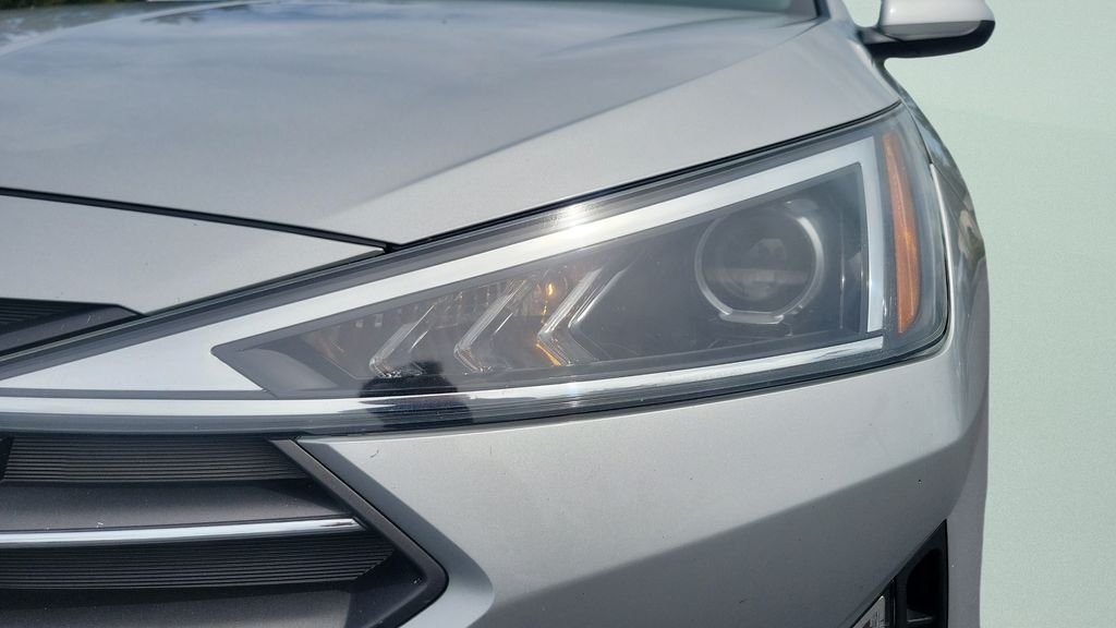 2020 Hyundai Elantra Value Edition - Photo 24