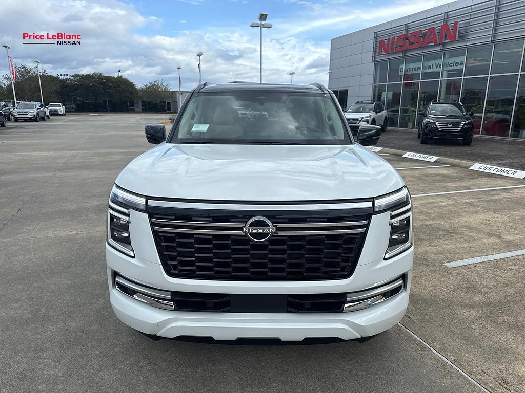 New 2026 Everest White TriCoat / Super Black Two-tone Nissan Platinum Reserve image 2