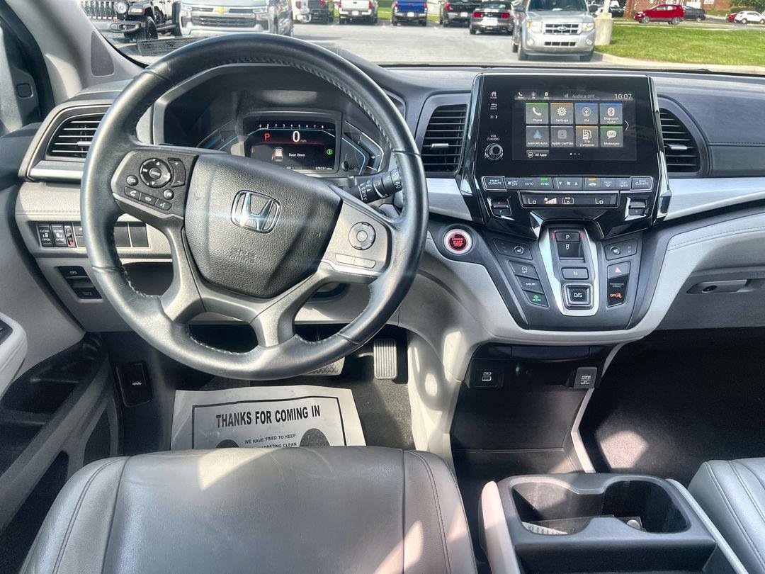 Used 2022 Lunar Silver Metallic Honda EX-L image 10