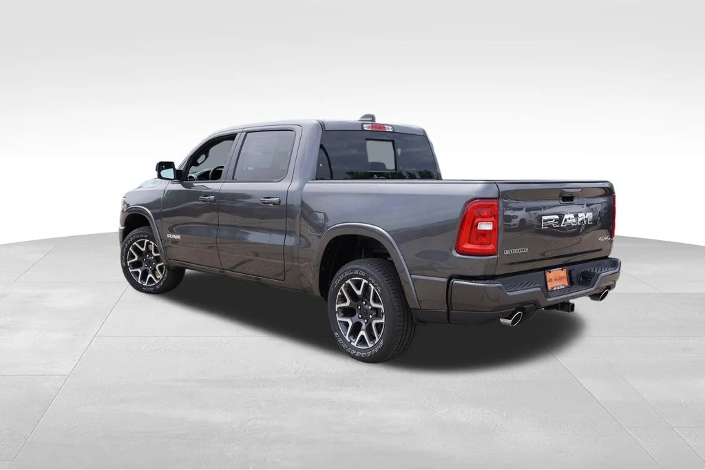 New 2026 Granite Crystal Metallic Clear-Coat Exterior Paint RAM Laramie image 5