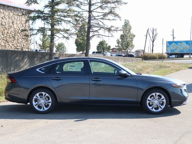 2025 Honda Accord 1.5T LX photo 4