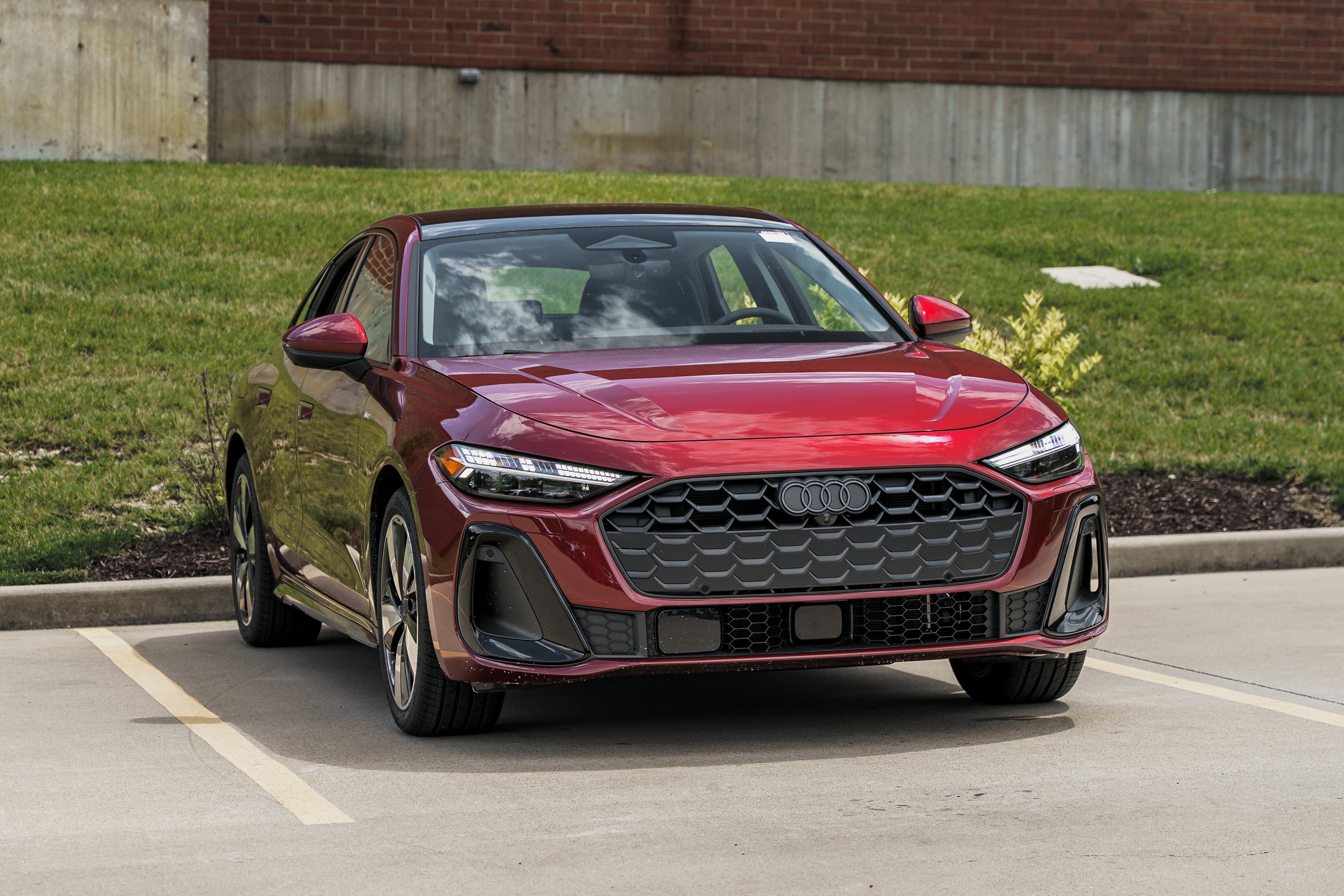 New 2026 GRENADINE RED Audi Prestige image 2