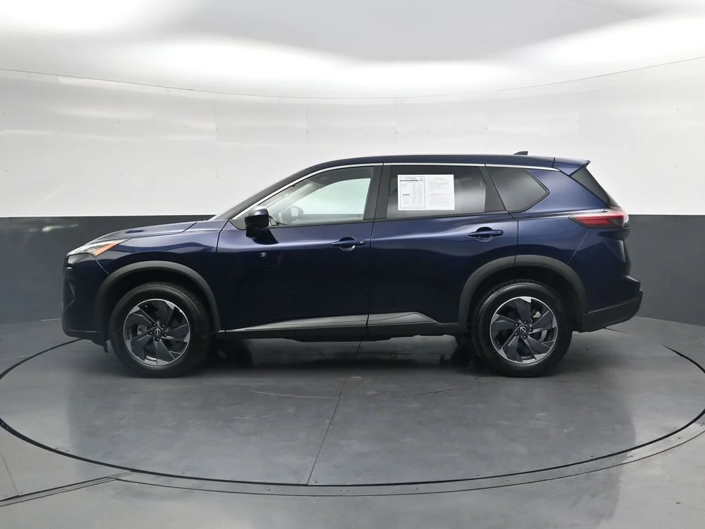 Used 2025 Blue Nissan SV image 11