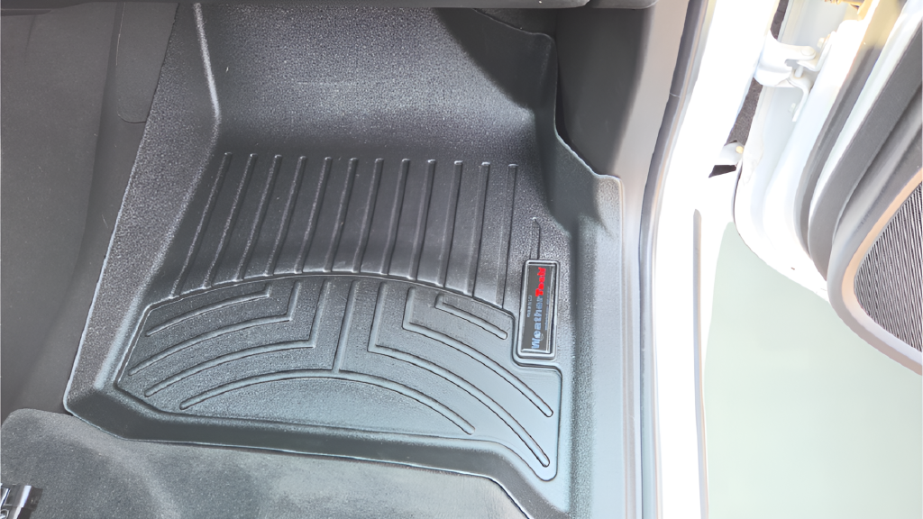 Used 2020 Beige Chevrolet Premier image 91