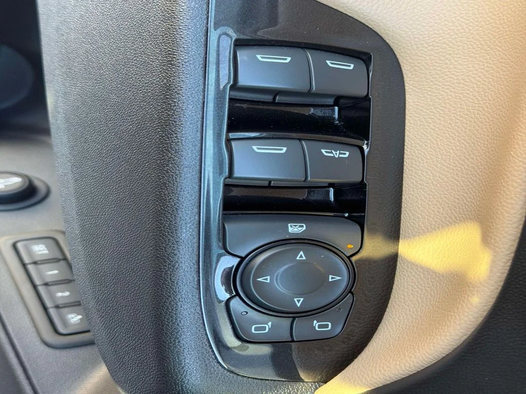 Used 2024 Beige Chevrolet Premier image 19