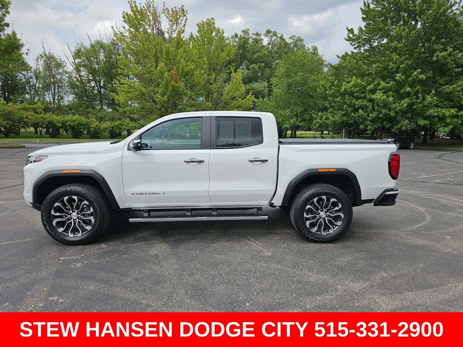 2025 GMC Canyon 4WD Denali Crew Cab Short Box's photo