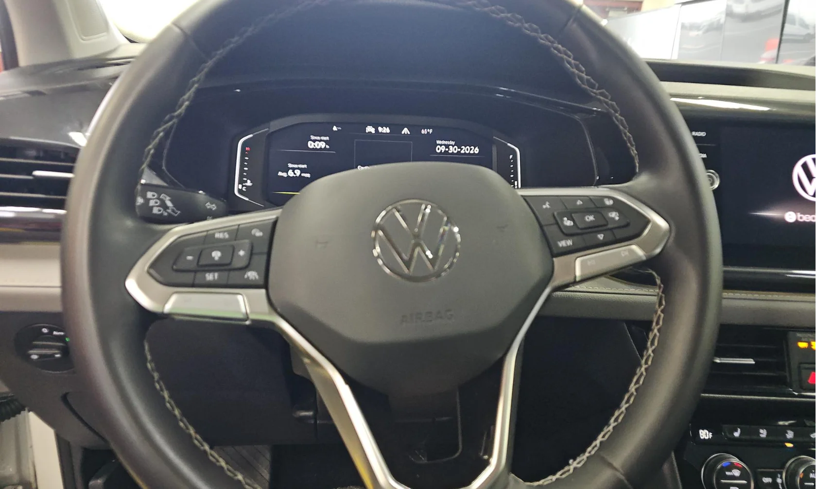 Used 2023 Pure White Volkswagen 1.5T SEL image 12
