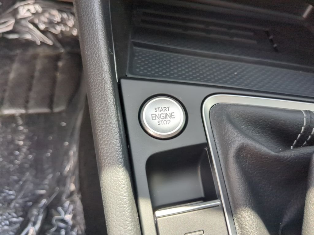 New 2026 Black Volkswagen 1.5T SE image 28