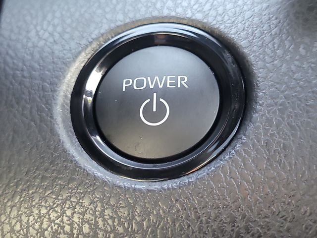 Used 2025  Toyota SE image 26