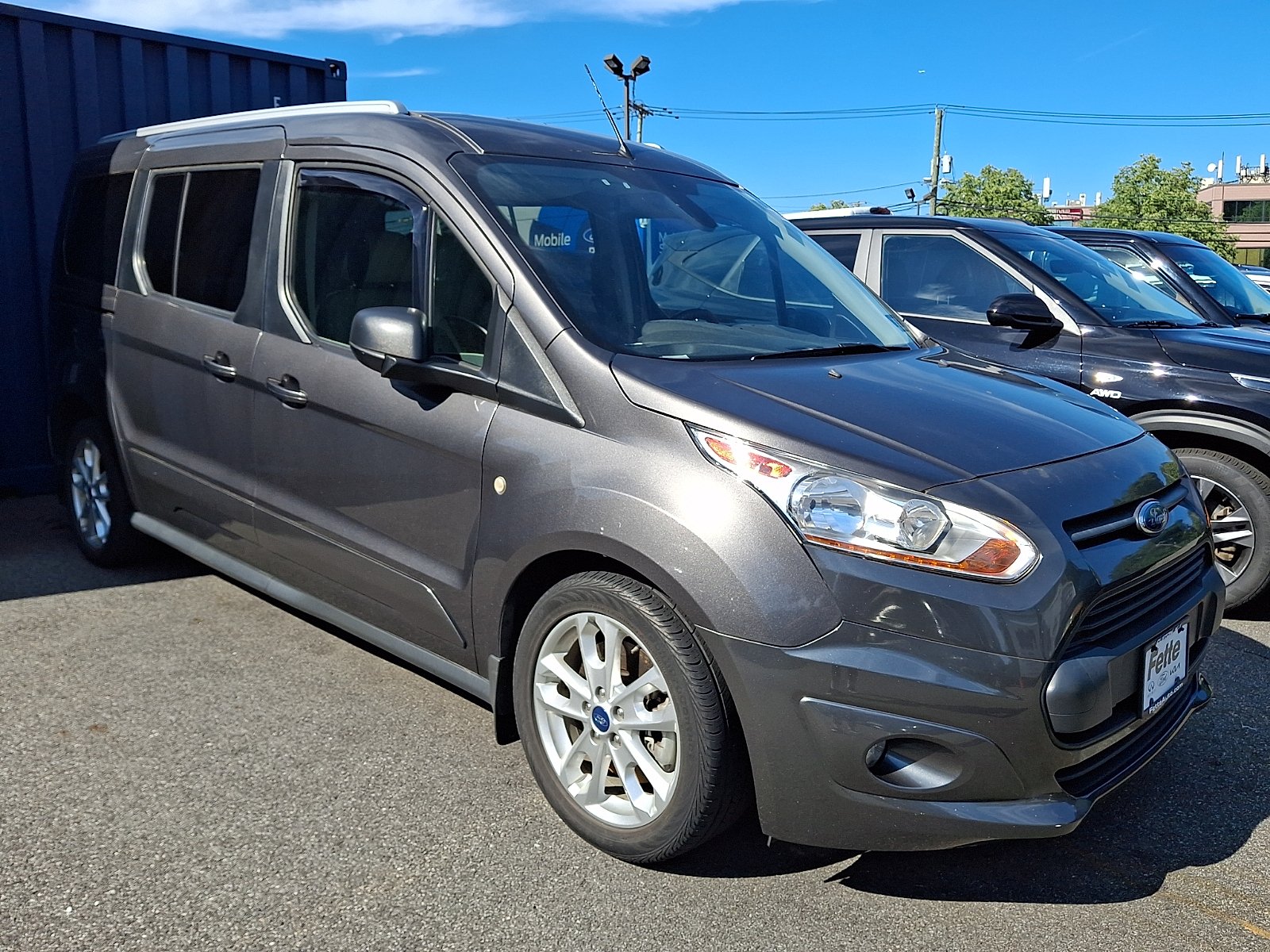 Used 2017 Magnetic Metallic - J7 Ford XLT image 1