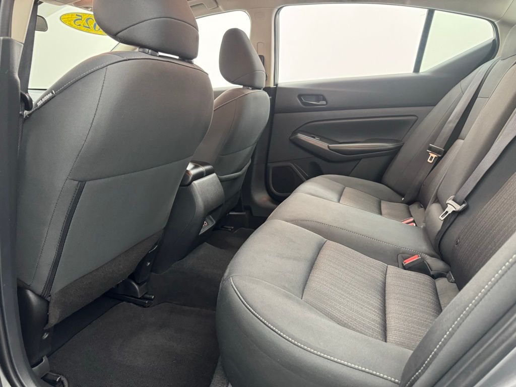 Used 2025 Gun Metallic Nissan 2.5 SV image 34