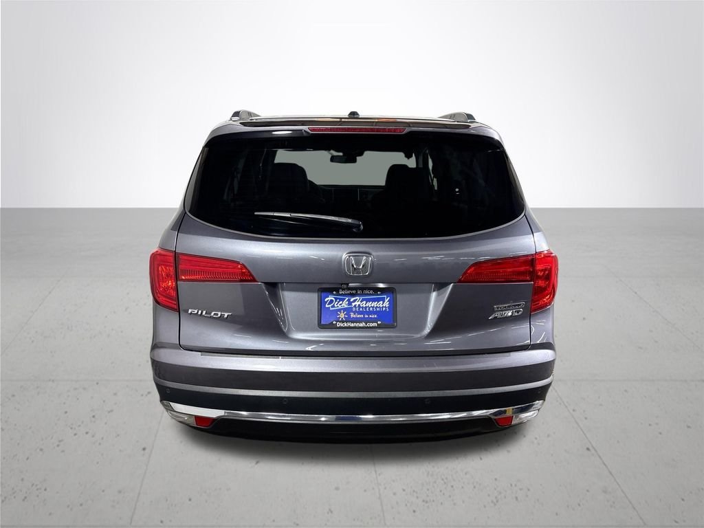 Used 2016 Gray Honda Touring image 7