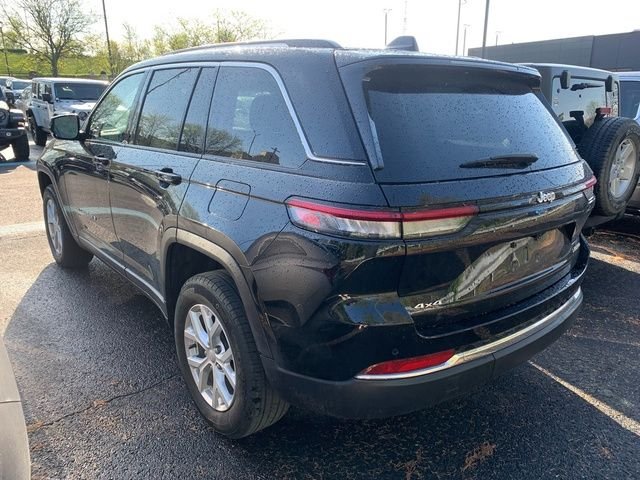 Used 2023 Black Jeep Limited image 3