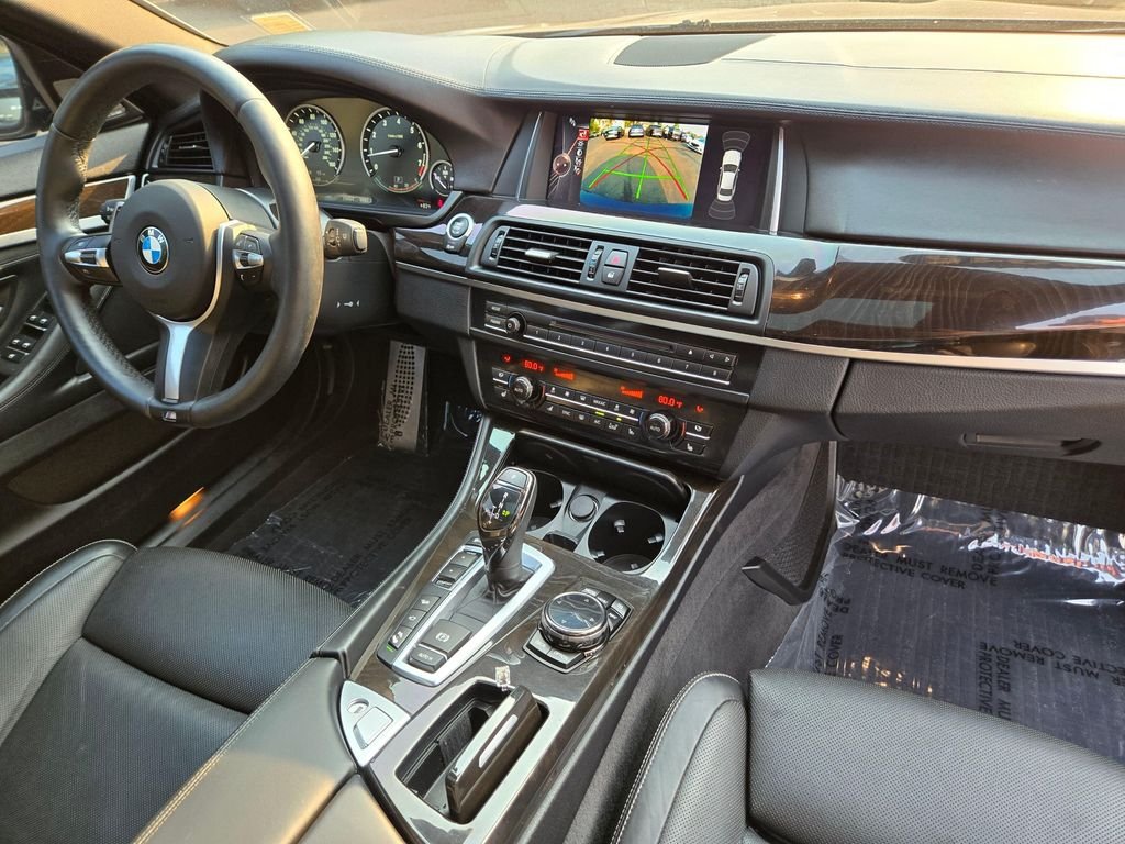 Used 2015 Carbon Black Metallic BMW 550i xDrive image 10