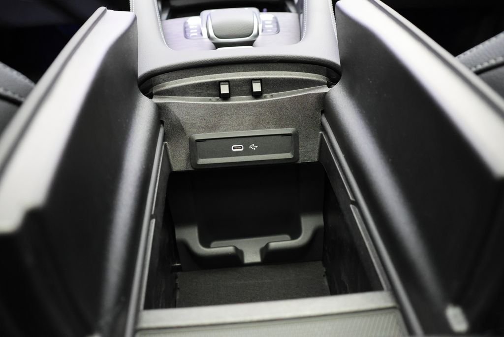 New 2026 Cirrus Silver Metallic Mercedes-Benz GLS 450 image 30