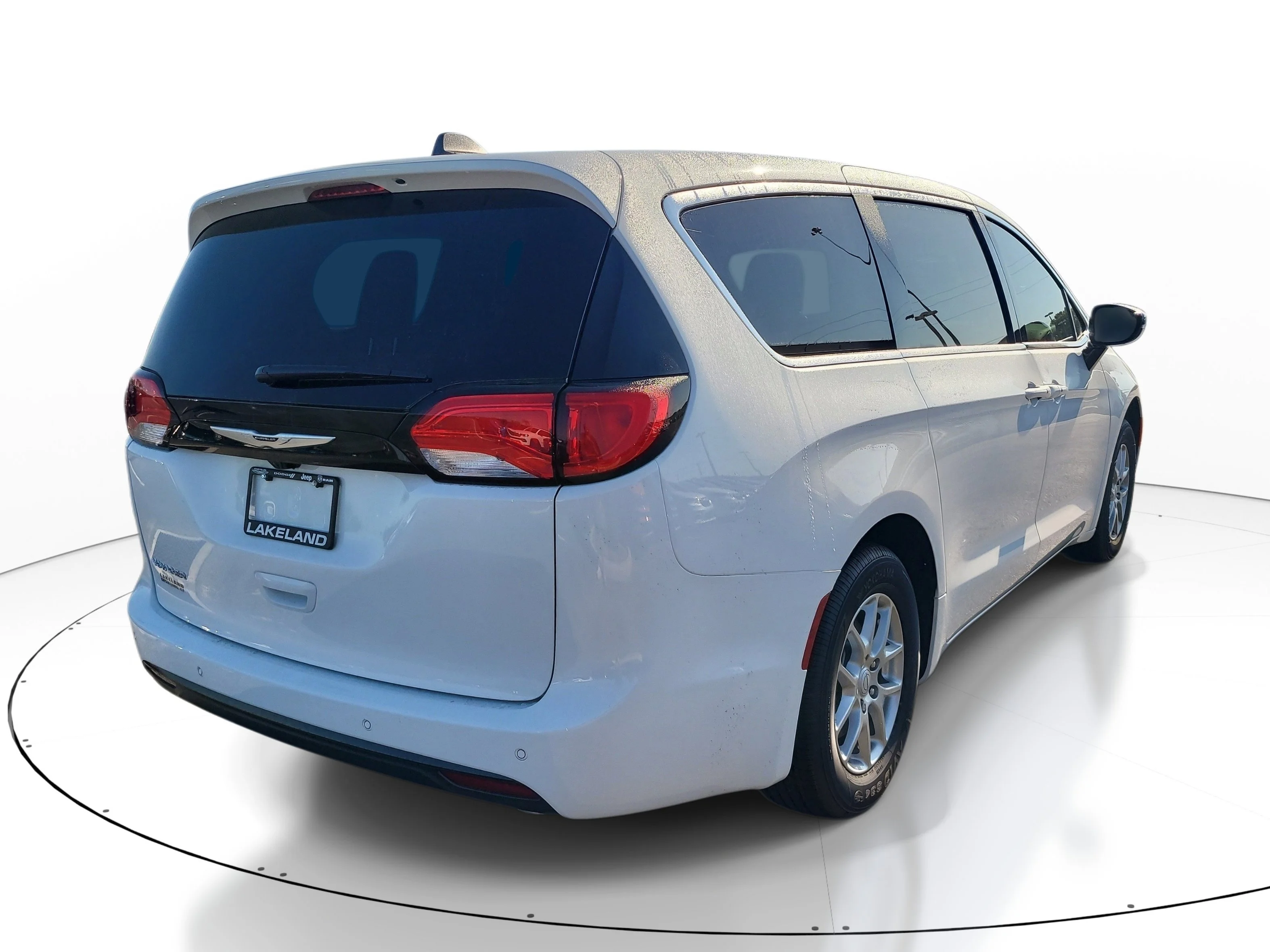 New 2026 Bright White Clearcoat Chrysler LX image 6