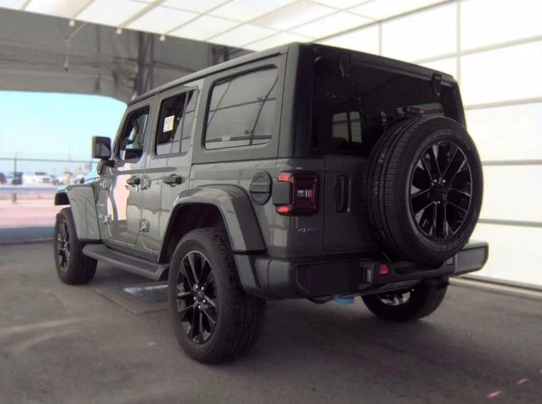 Used 2023 Gray Jeep Sahara 4xe image 4