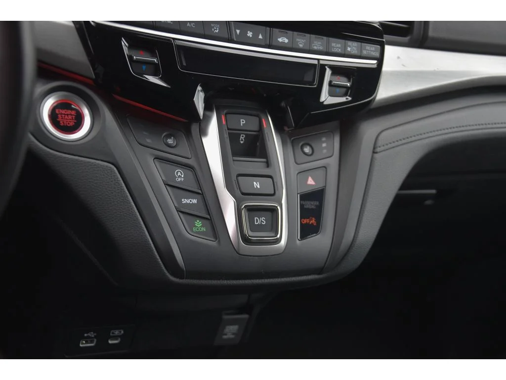 Used 2025 Blk Honda Sport-L image 41